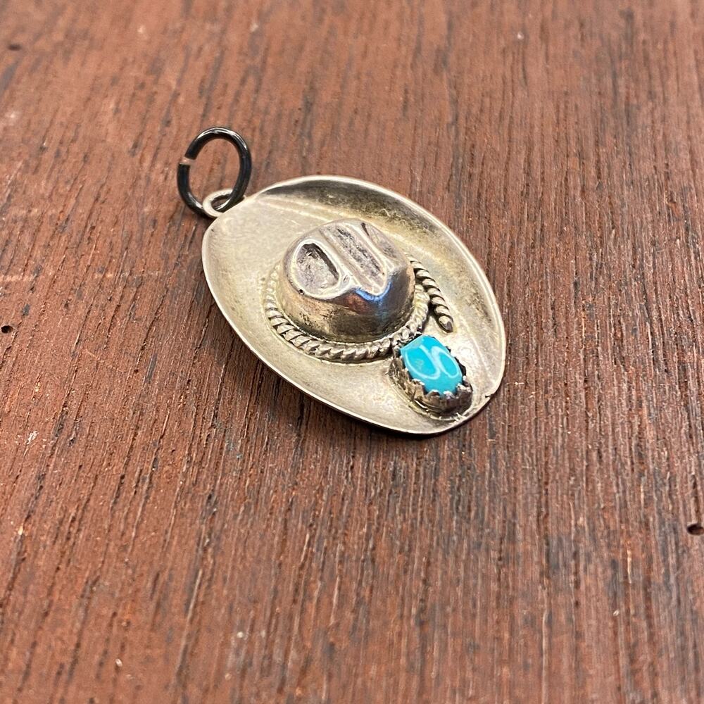 Vintage 925 Sterling Silver Turquoise Cowboy Western Hat Pendant Bracelet Charm